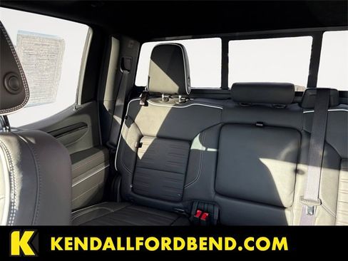 Used 2024 GMC Sierra 1500 AT4X image 13