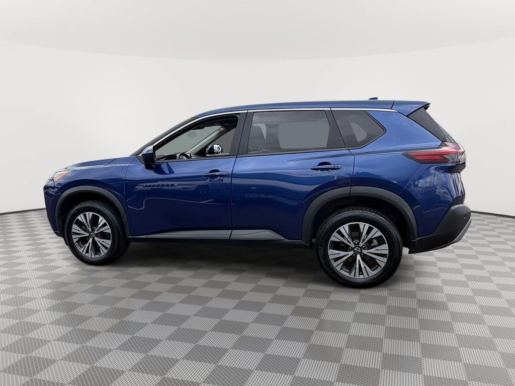Used 2023 Nissan Rogue SV FWD image 5