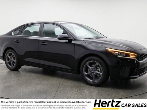 Used 2025 Kia K4 FWD image 1