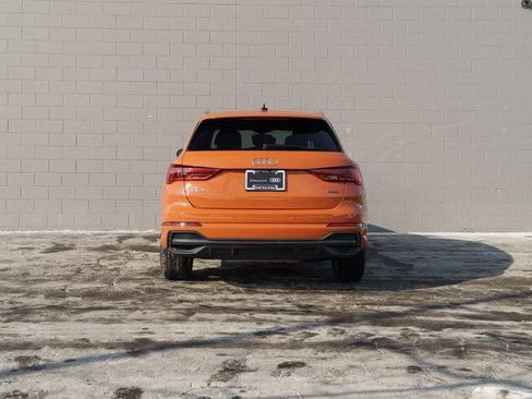 Certified 2025 Audi Q3 2.0T Premium Plus w/ Premium Plus Package image 6