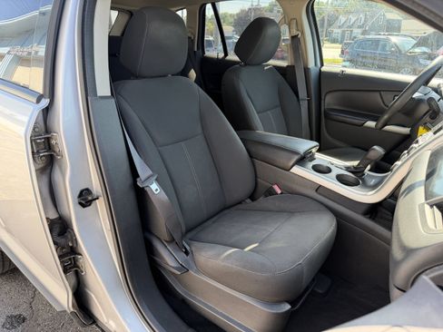 Used 2014 Ford Edge SE w/ Equipment Group 101A AWD/4WD image 14