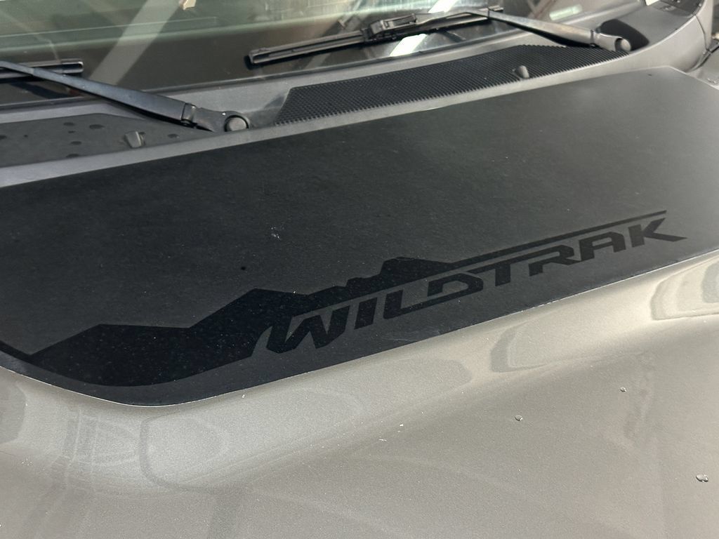 Used 2022 Ford Bronco Wildtrak AWD/4WD image 18