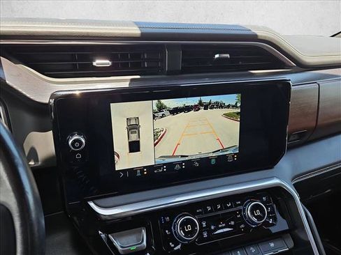 Used 2023 GMC Sierra 1500 Denali Ultimate AWD/4WD image 13