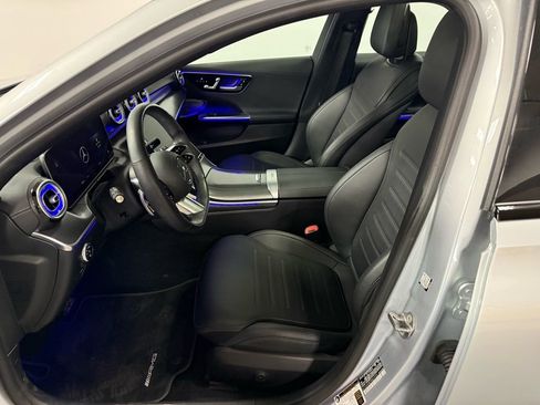 Used 2022 Mercedes-Benz C 300 4MATIC Sedan w/ Pinnacle Trim Package image 9