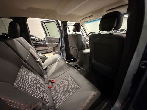 Used 2012 Jeep Liberty Arctic AWD/4WD image 26