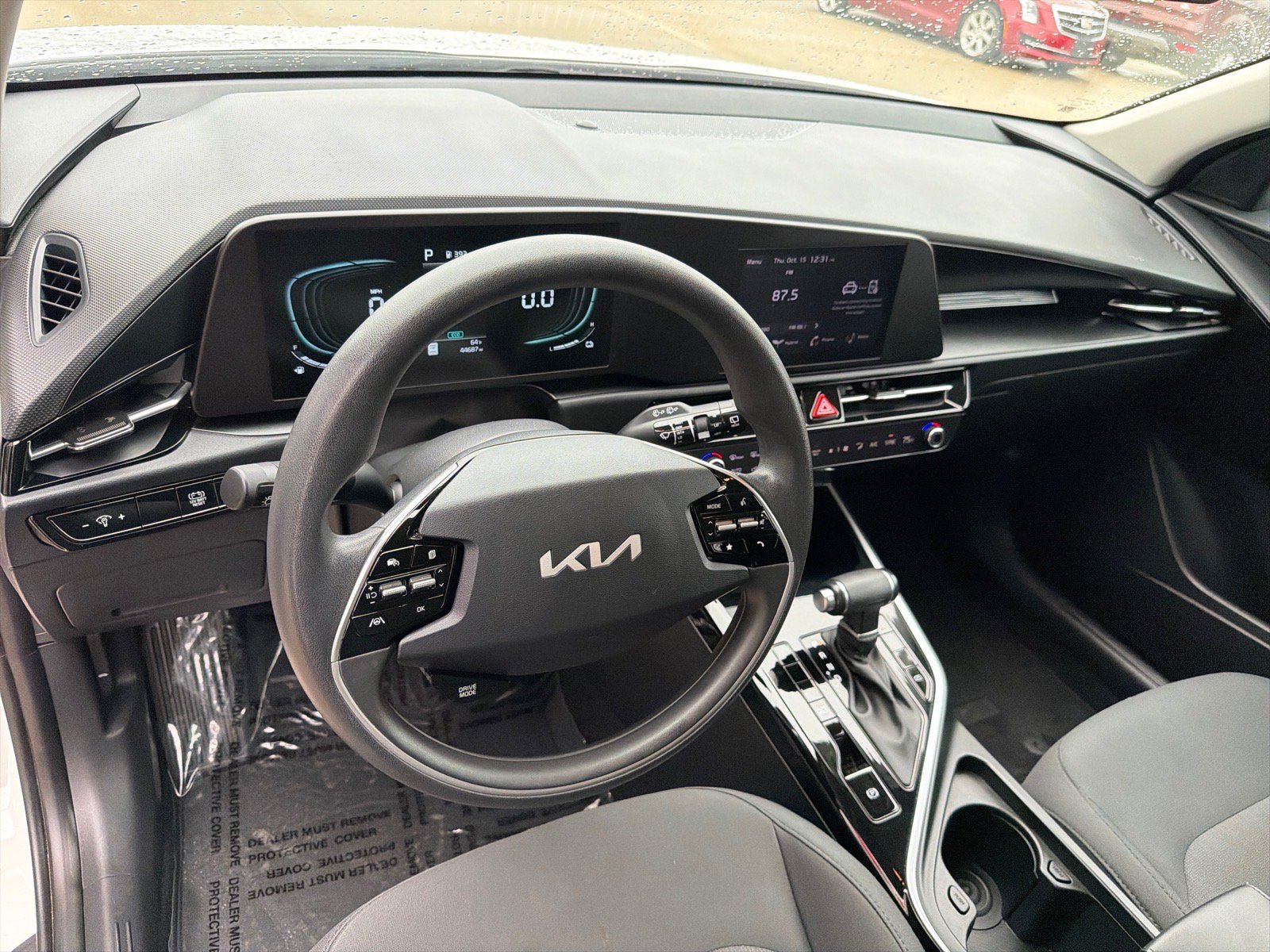 Used 2025 Kia Niro LX FWD image 13