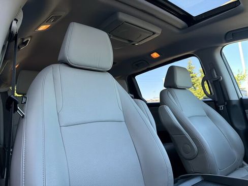 Used 2019 Honda Odyssey Elite image 23