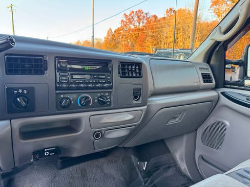 Used 2000 Ford F350 4x4 Crew Cab DRW Super Duty image 18