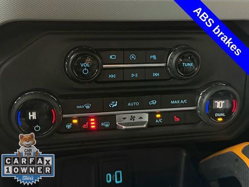 Used 2023 Ford Bronco Badlands image 20