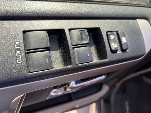 Used 2017 Toyota 4Runner Limited image 15