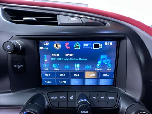 Used 2019 Chevrolet Corvette Stingray Coupe RWD image 26