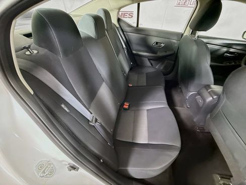 Certified 2024 Nissan Sentra SV FWD image 28
