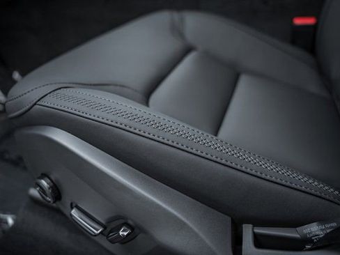 New 2026 Volvo XC60 B5 Plus w/ Protection Package Premier image 34