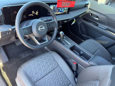 New 2026 Nissan Kicks SV image 18