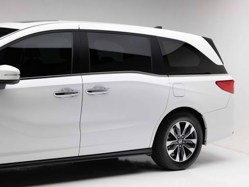 Used 2024 Honda Odyssey EX-L image 19