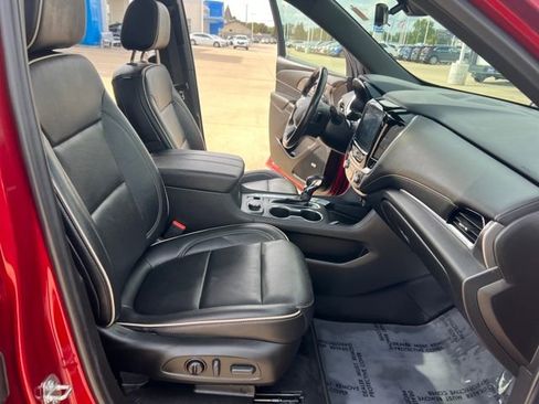 Used 2022 Chevrolet Traverse Premier image 17