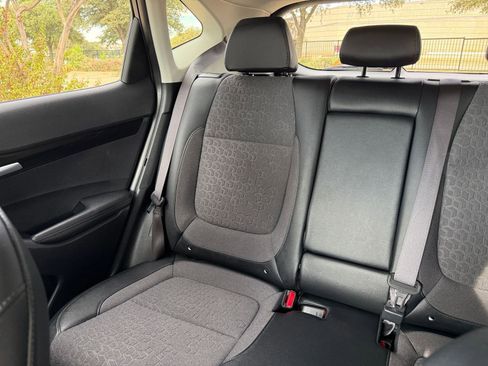 Used 2025 Kia Seltos S image 39