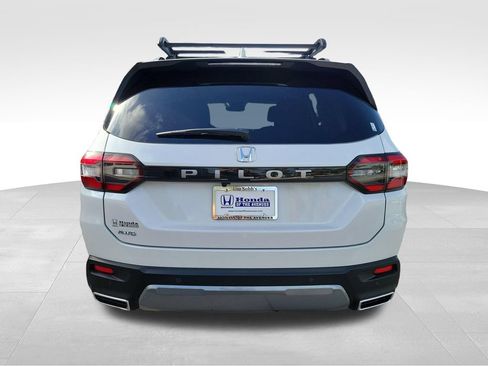 Certified 2026 Honda Pilot EX-L image 9