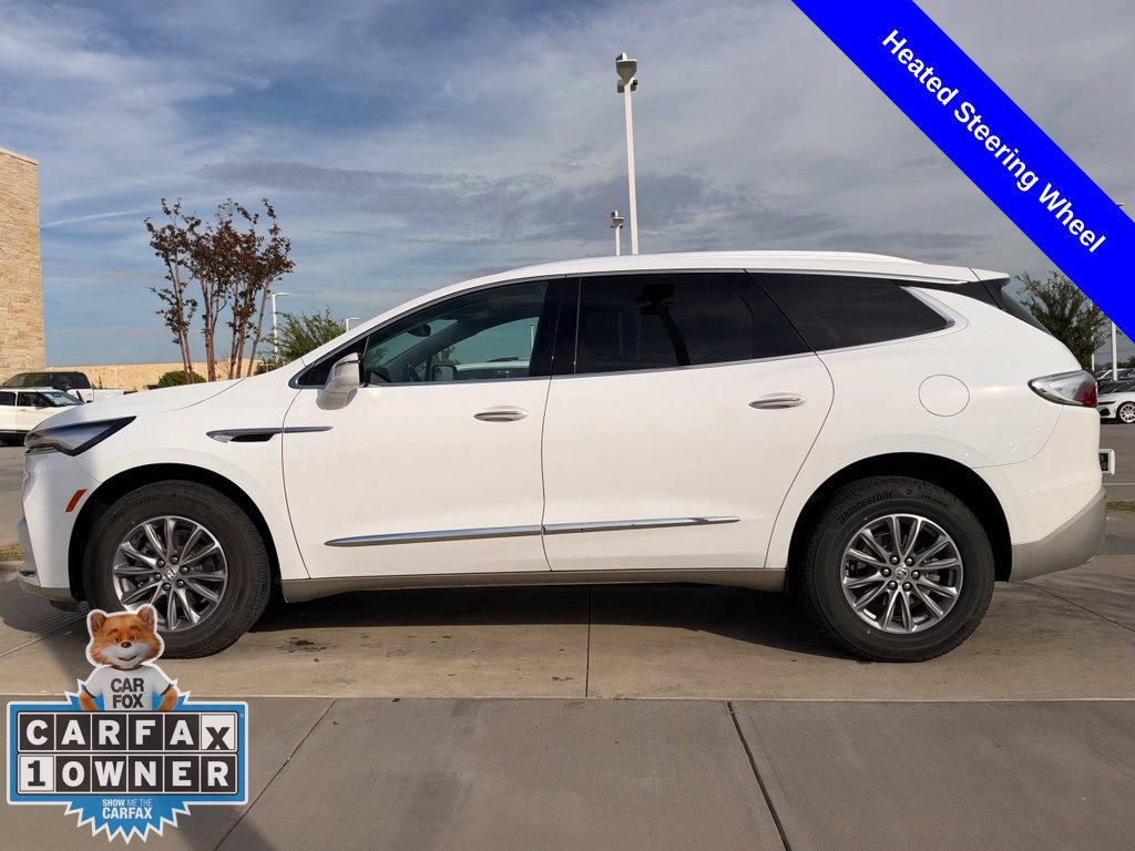 Used 2023 Buick Enclave Essence FWD image 10
