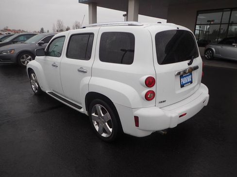 Used 2006 Chevrolet HHR LT w/ Preferred Equipment Group FWD image 3
