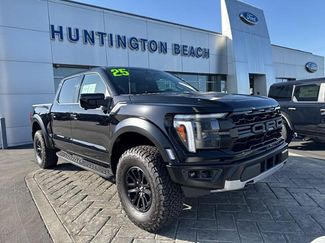 Used 2025 Ford F150 Raptor AWD/4WD video 1