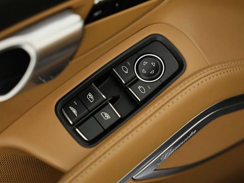 Certified 2019 Porsche 911 Turbo AWD/4WD image 23