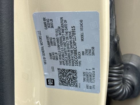 Certified 2023 Chevrolet Colorado W/T image 32