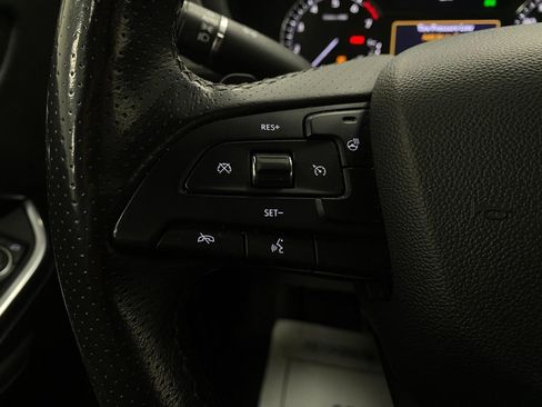 Used 2019 Cadillac XT4 Sport image 17