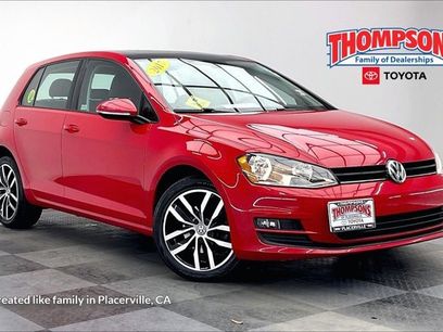 Used 2017 Volkswagen Golf SE