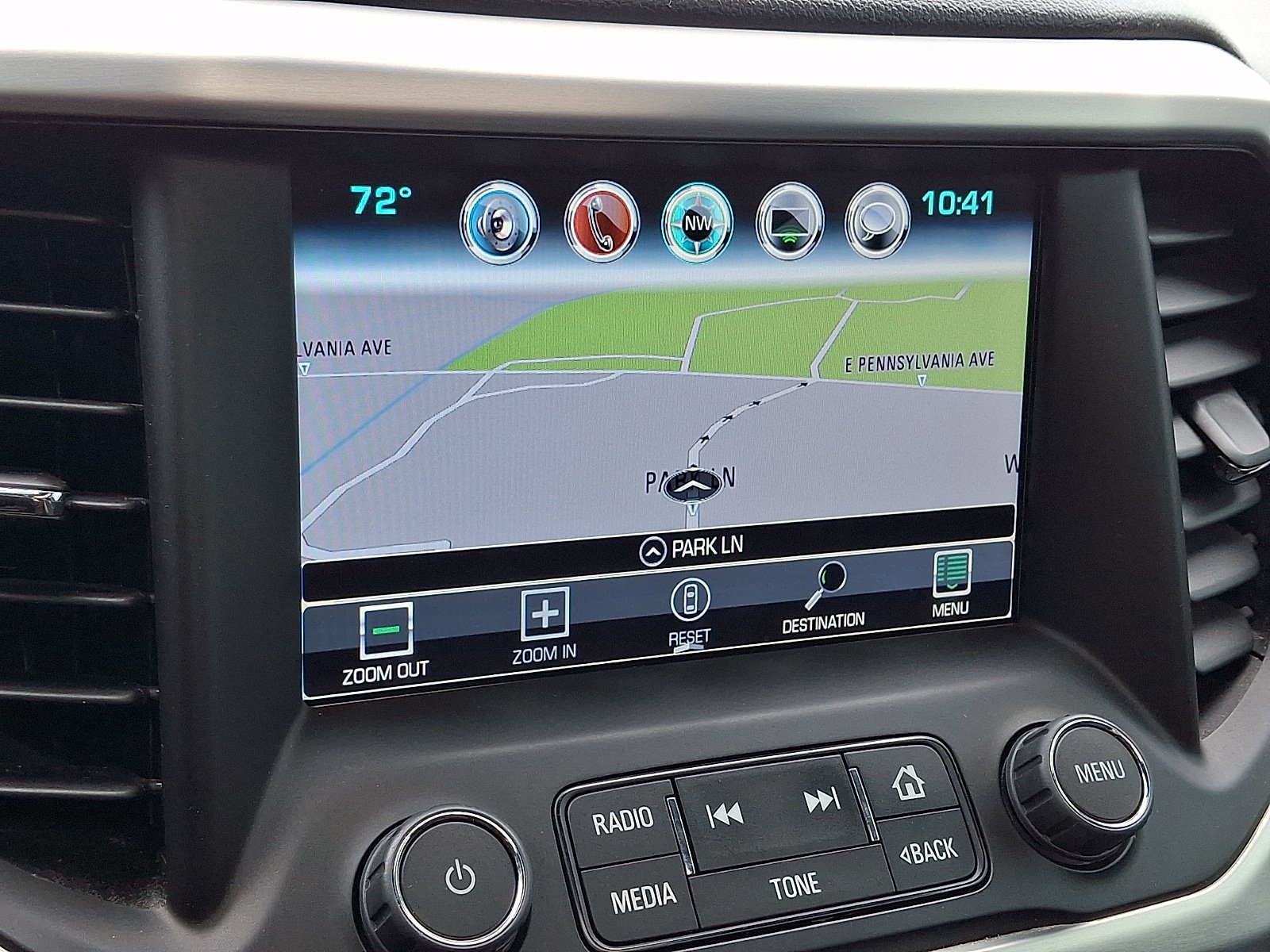Used 2017 GMC Acadia SLT w/ LPO, Floor Liner Package AWD/4WD image 19