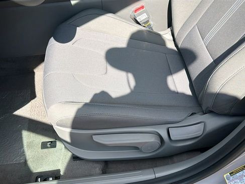 New 2026 Hyundai Elantra SE w/ Cargo Package image 19