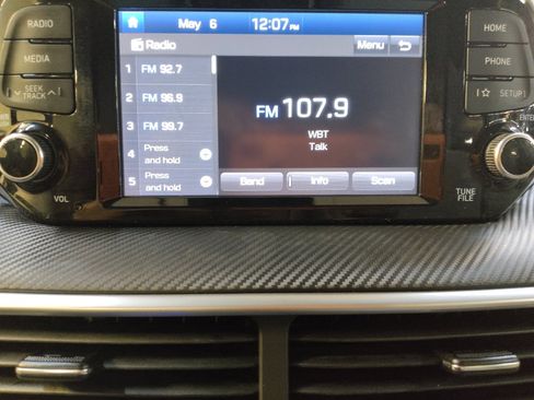 Used 2020 Hyundai Tucson SE AWD/4WD image 25