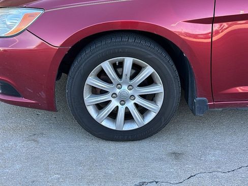 Used 2011 Chrysler 200 Touring w/ Cold Weather Group image 3