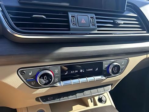 Used 2023 Audi Q5 2.0T Premium Plus w/ Premium Plus Package AWD/4WD image 35