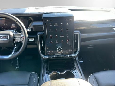 Used 2025 GMC Yukon Elevation w/ LPO, Floor Liner Package image 11