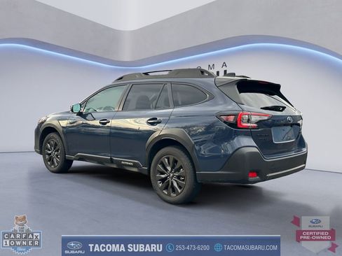 Used 2025 Subaru Outback Onyx Edition image 3