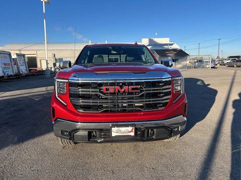 Used 2023 GMC Sierra 1500 SLT w/ SLT Premium Package image 8
