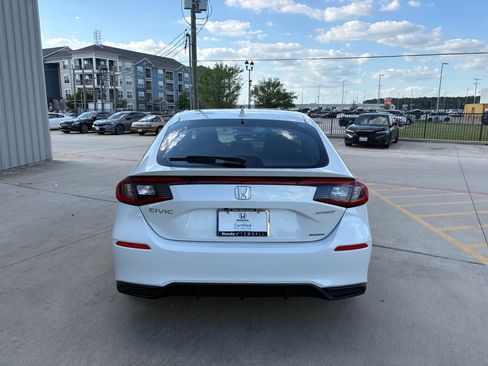 Certified 2025 Honda Civic Sport image 7