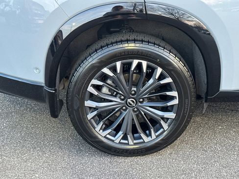 Certified 2024 Nissan Rogue Platinum image 17