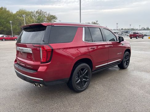 Used 2024 GMC Yukon Denali w/ Advanced Technology Package image 7