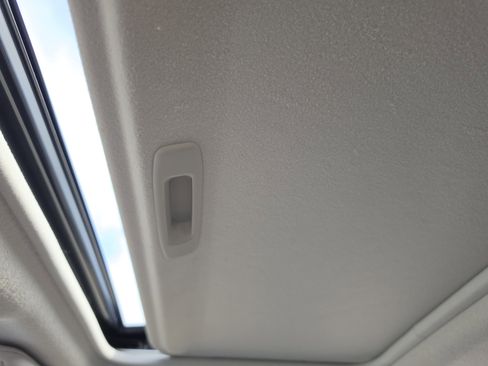 Used 2015 Subaru Crosstrek 2.0i Limited image 24