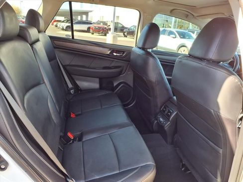 Used 2018 Subaru Outback 2.5i Limited image 20