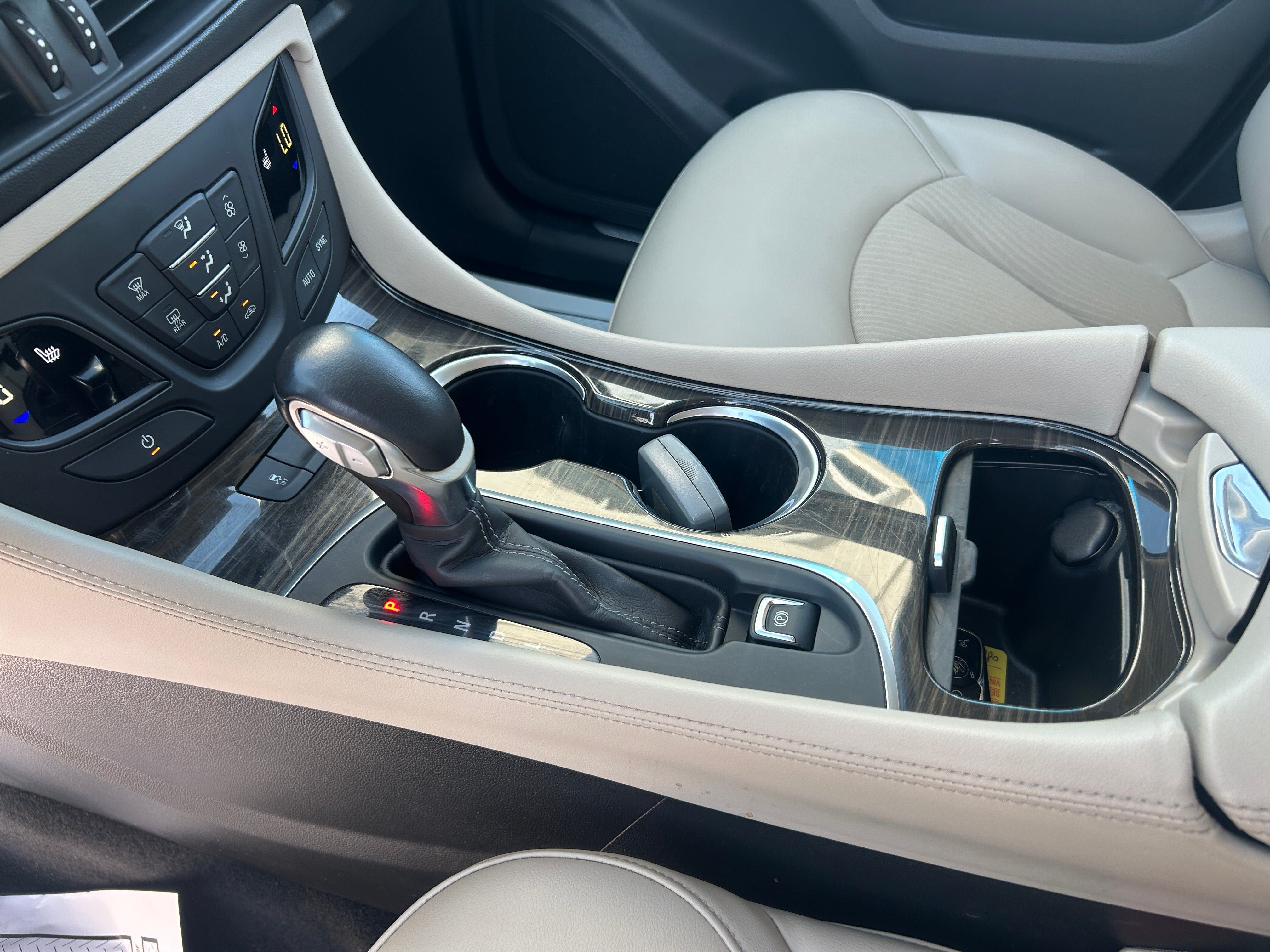 Used 2020 Buick Envision Preferred AWD/4WD image 24