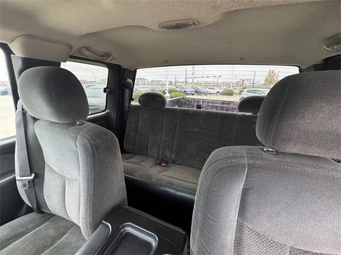 Used 2003 Chevrolet Silverado 2500 LS image 24