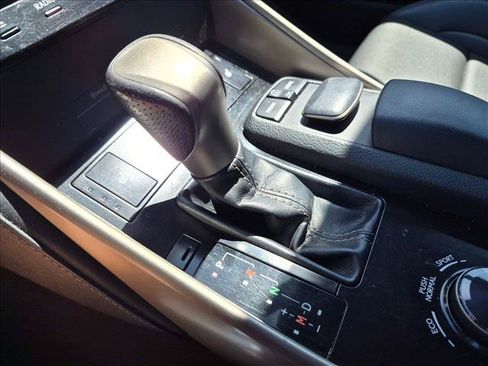 Used 2014 Lexus IS 250 w/ F-Sport Package RWD image 13