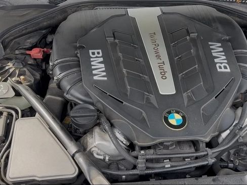 Used 2014 BMW 550i xDrive Sedan AWD/4WD image 35