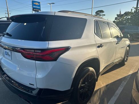 Used 2023 Chevrolet Traverse Premier w/ Redline Edition AWD/4WD image 10