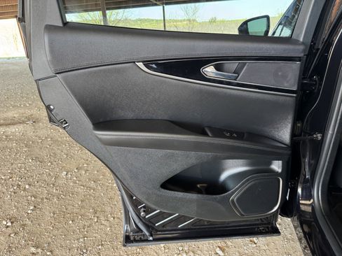 Used 2023 Lincoln Nautilus AWD image 24