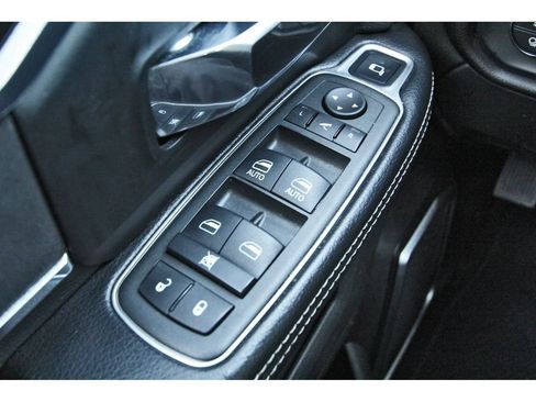 Used 2022 RAM 2500 Laramie AWD/4WD image 21