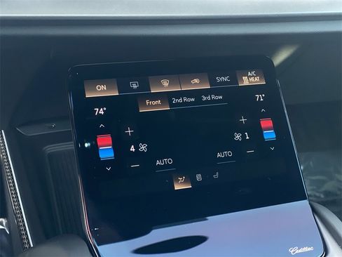 Used 2026 Cadillac Vistiq Luxury image 24